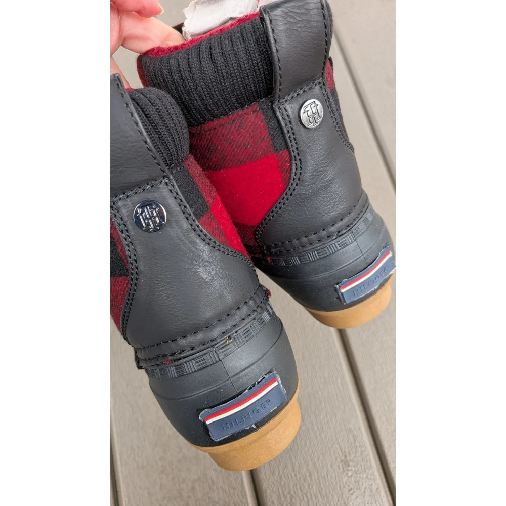 Tommy Hilfiger Buffalo Plaid Ankle Duck Boots